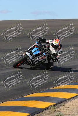media/Mar-20-2023-Moto Forza (Mon) [[d0bbc59e78]]/1-A Group (Green)/Session 2 (Bowl)/